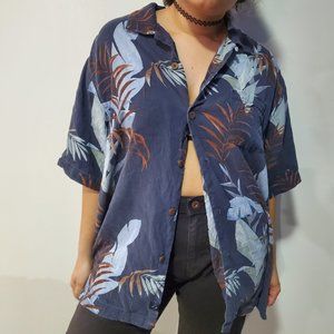 True vintage Tommy Bahama 100% silk button-down, L